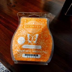 Scentsy Farmstand Pumpkin